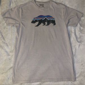 *New Patagonia Tee with Fitz Roy Bear design